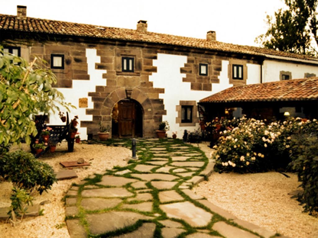 La Casa De Las Brujas Hotell Barrio  Exteriör bild